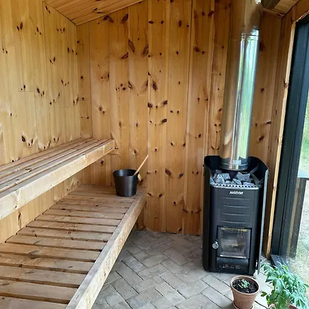 펜션 With Hot Tub Near 에벨토프트
